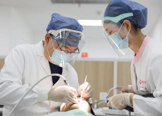 全國愛牙日：全生命周期守護(hù)，讓健康從“齒”開始